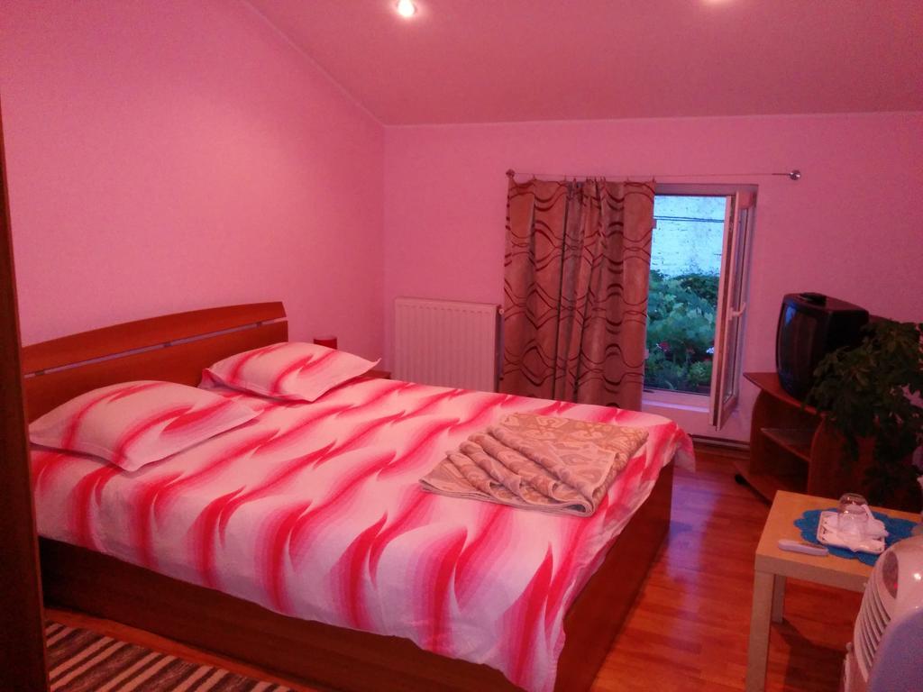 Pension Casa Anadam Băile Herculane Oda fotoğraf